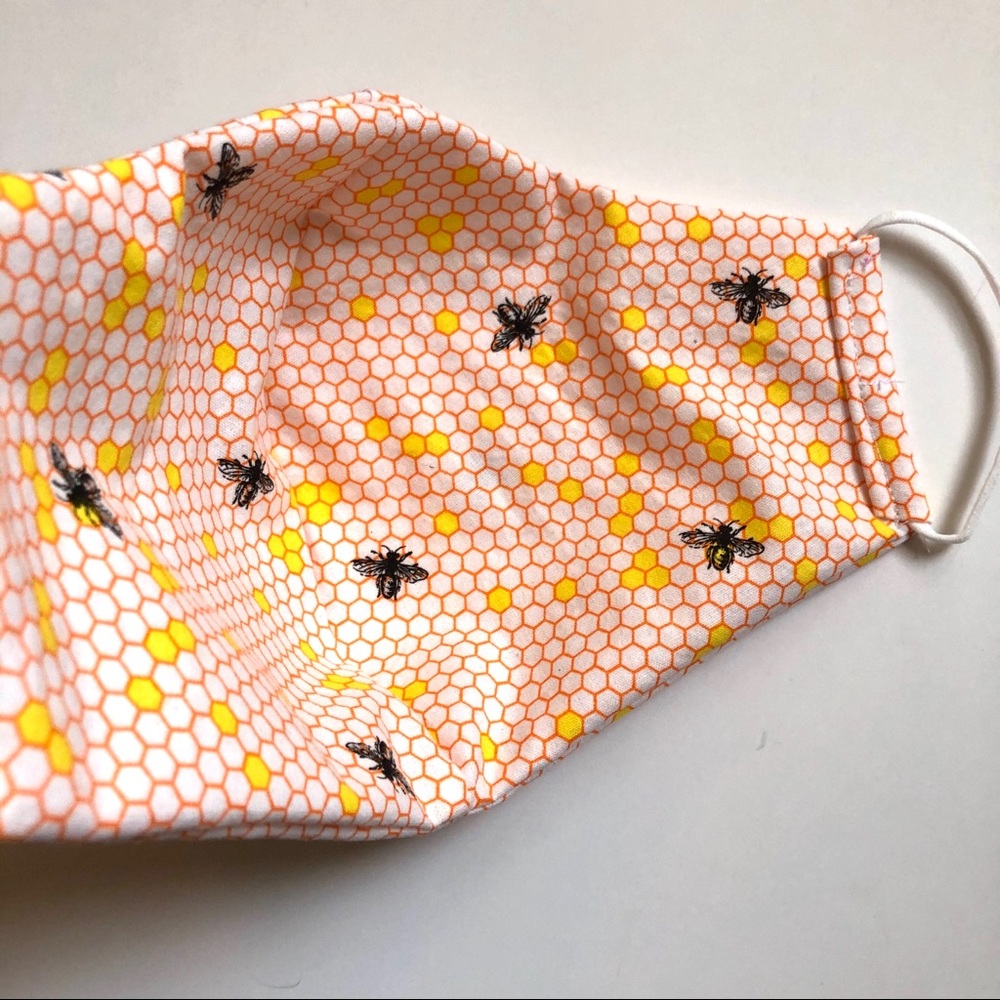 25% OFF 2/More Bee Print Face Mask OSFM Cotton - Picture 6 of 9